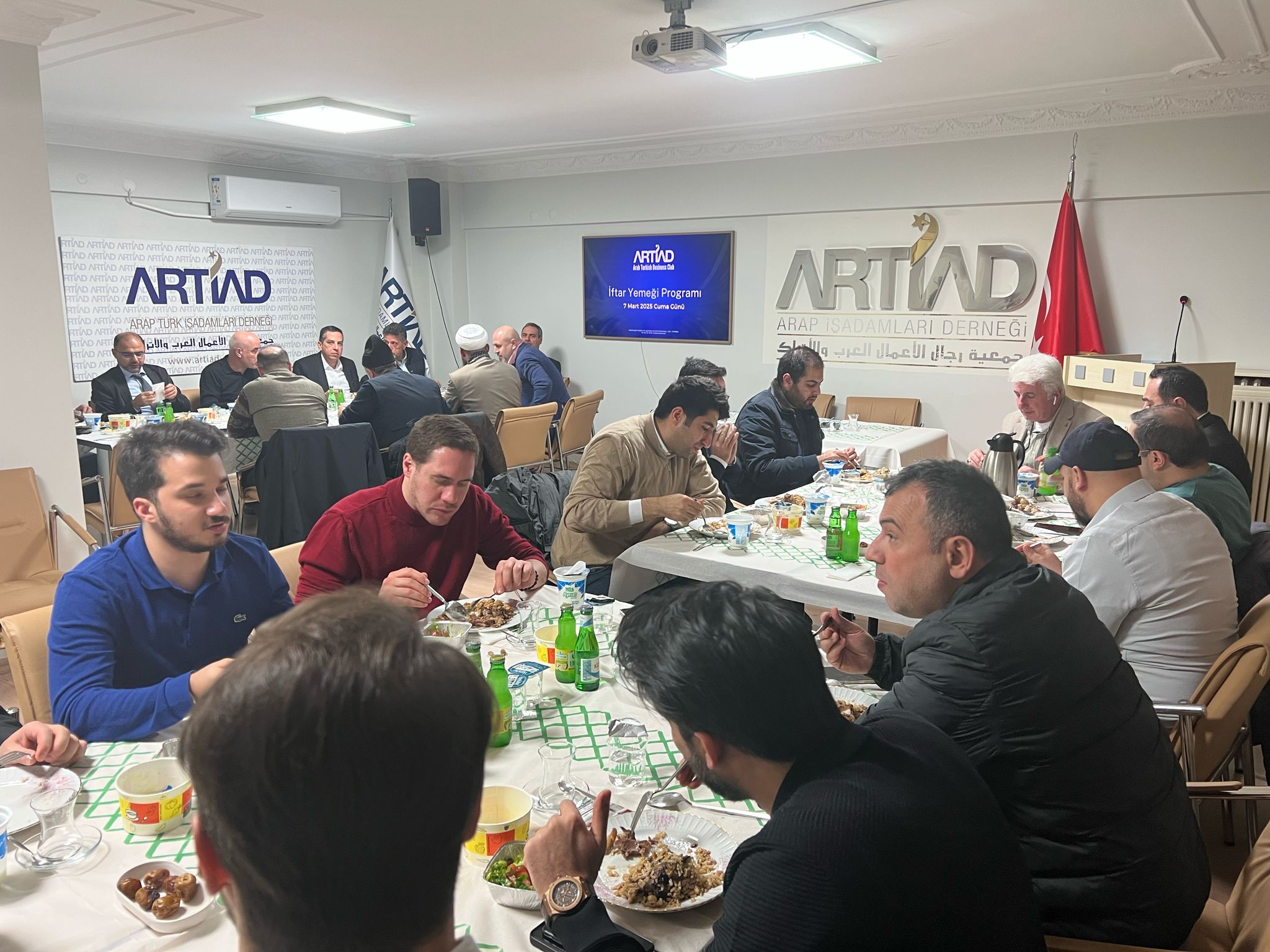 Artiad İftar Programı